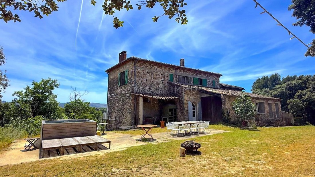 House in Mallemort, Provence-Alpes-Côte d'Azur, France 1 - 18324554