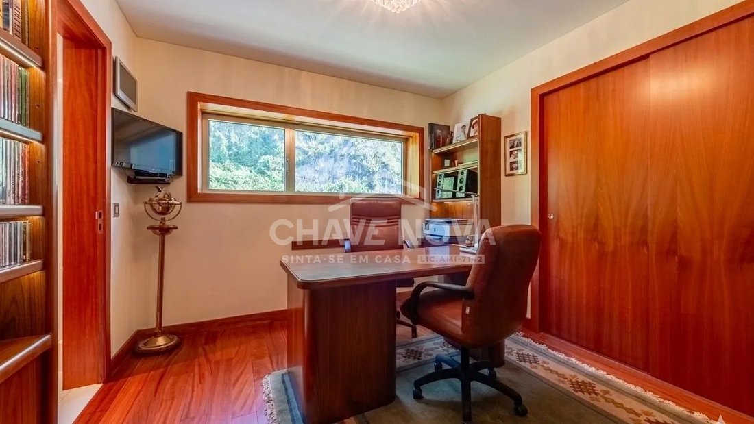 Apartment in Lordelo do Ouro e Massarelos, Porto District, Portugal 3 - 18324753