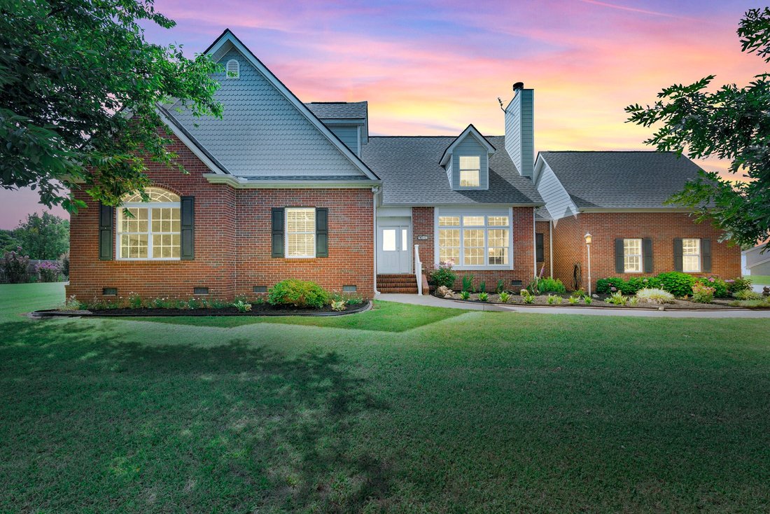 Spring Hill, Tennessee, United States 3 - 18315978
