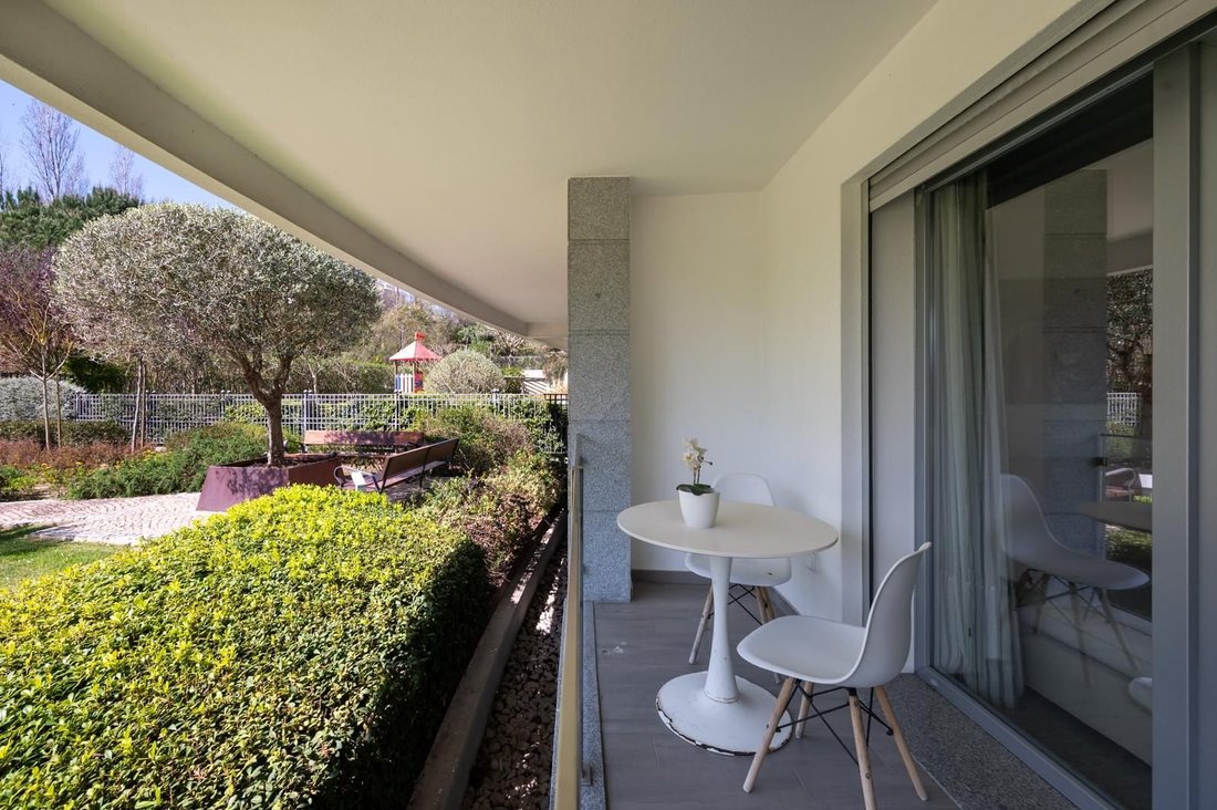 Apartment in Oeiras e Sao Juliao da Barra, Paco de Arcos e Caxias, Lisbon, Portugal 1 - 18325320