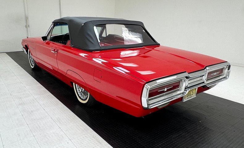 Cabriolet in Morgantown, United States 4 - 18324529