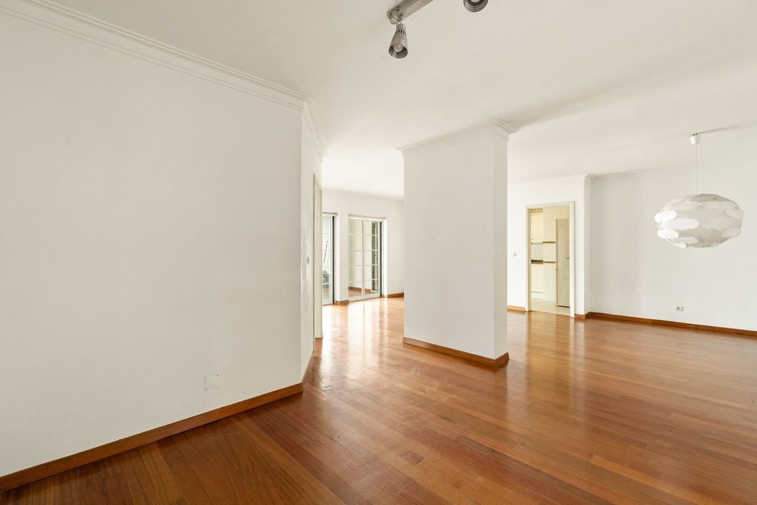 Apartment in Estoril, Cascais e Estoril, Lisbon 5 - 18325322
