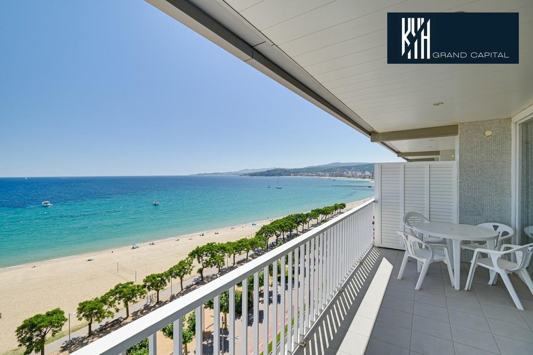 Apartment in Palamos, Catalonia, Spain 2 - 18324602