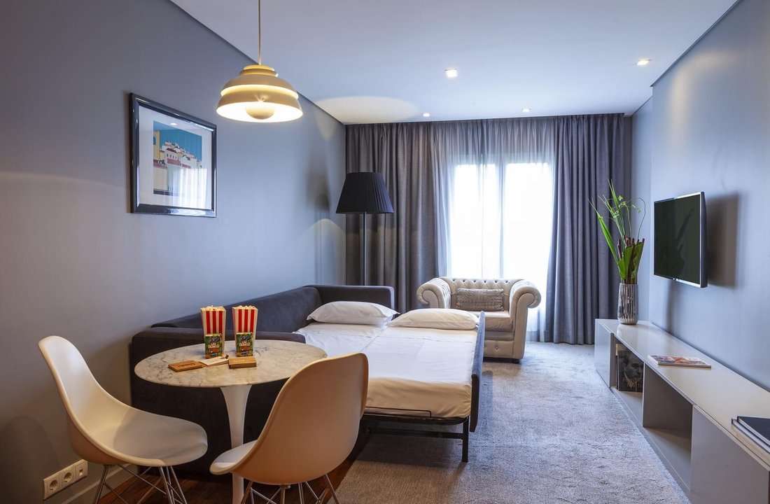 Apartment in Santo Antonio, Lisbon, Portugal 2 - 18325316