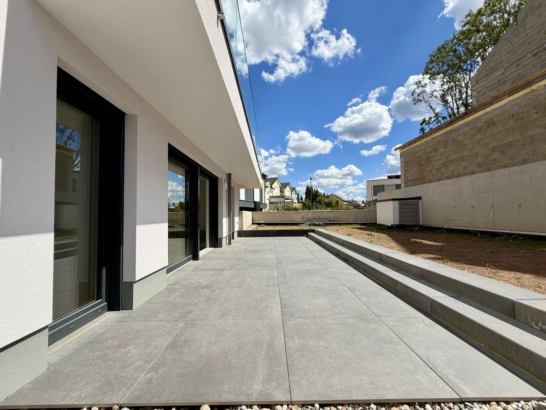 Apartment in Roeser, Luxembourg District, Luxembourg 2 - 18324107