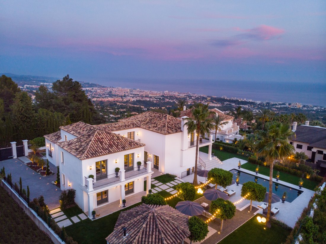 Villa à Sierra Blanca, Marbella, Espagne 1 - 18325127