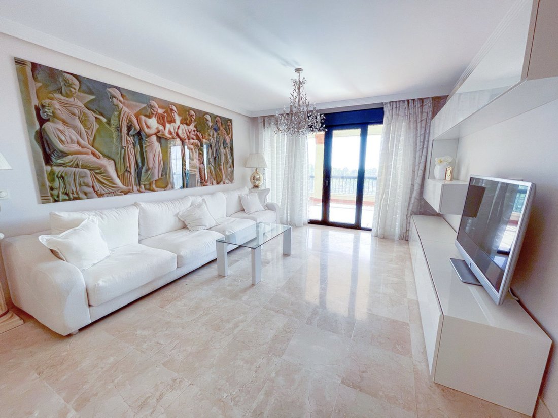 Apartment in San Pedro de Alcantara, Andalusia, Spain 4 - 18325118