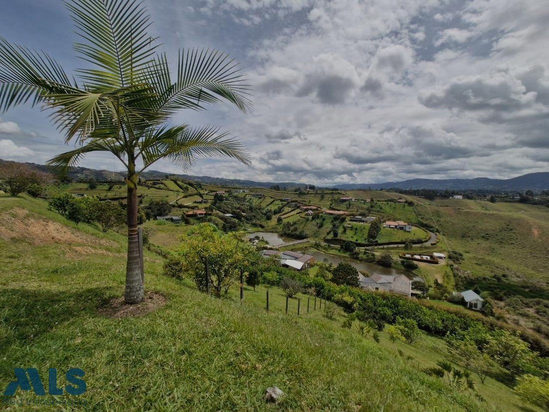 Finca in Guarne, Guarne, Colombia 3 - 18325096