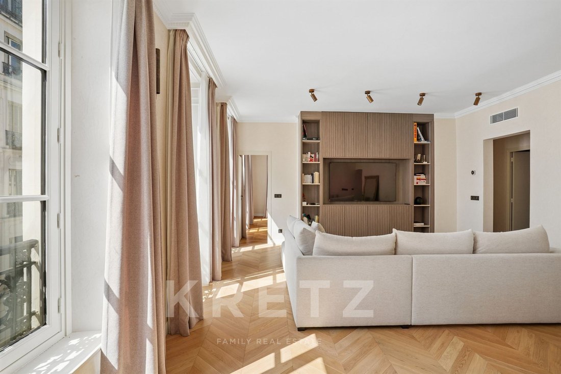 Apartment in Invalides, Paris 7e Arrondissement, Paris 5 - 18325107