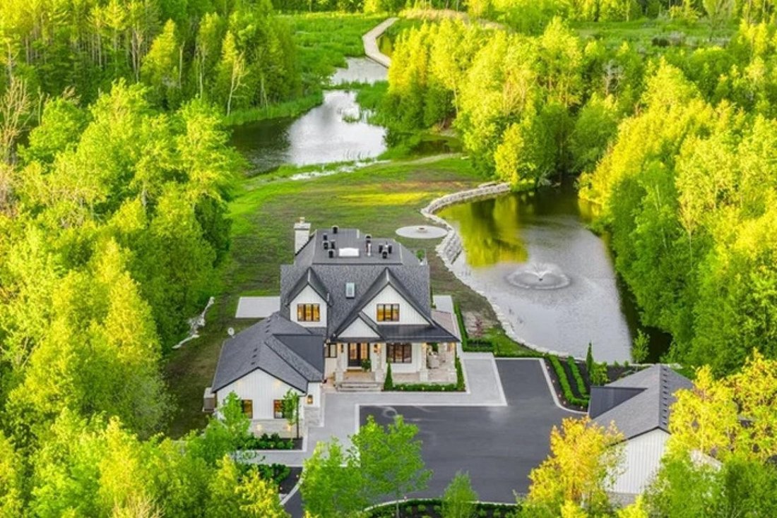 House in Caledon, Ontario, Canada 1 - 18325087