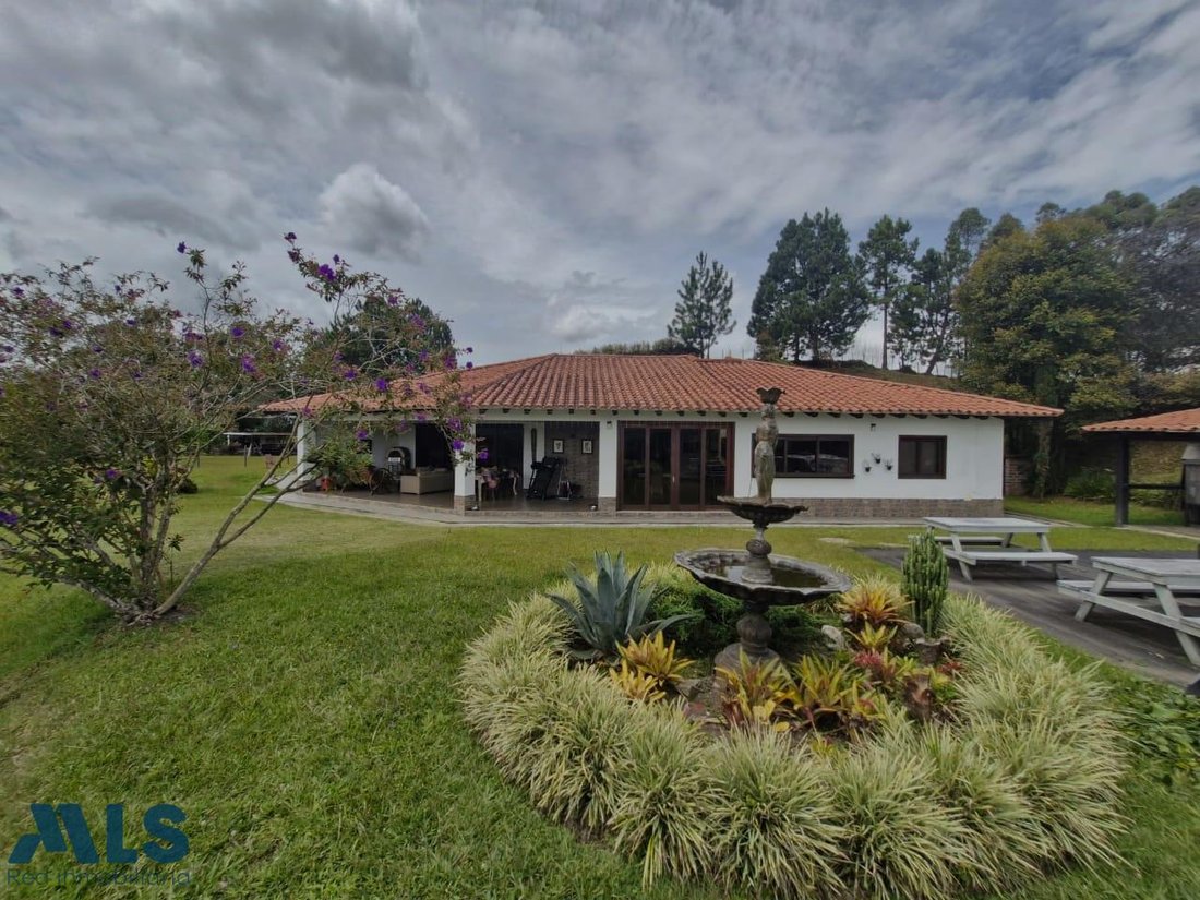 Finca in Guarne, Guarne, Colombia 1 - 18325096