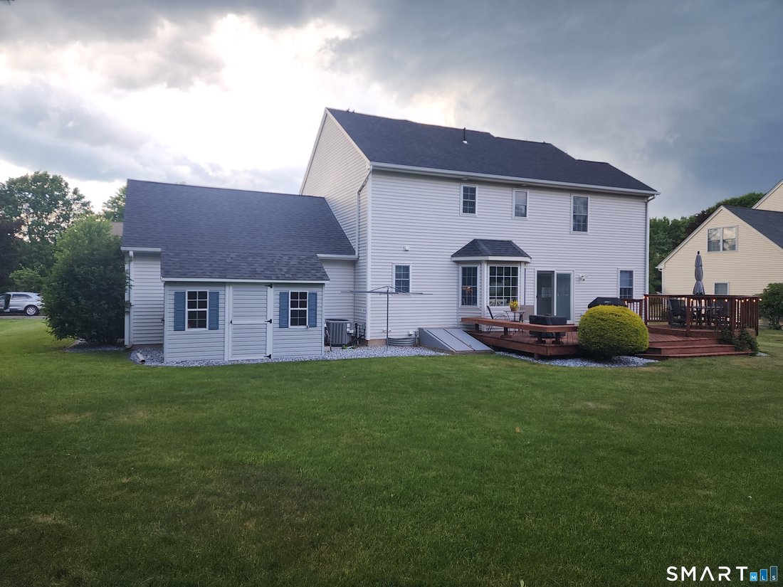 House in Newington, Connecticut, United States 2 - 18238308