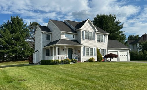 House in Newington, Connecticut, United States 1