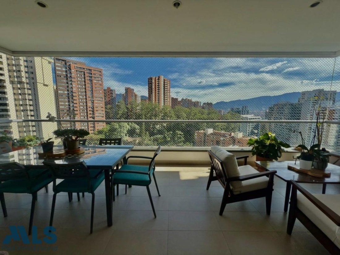 Apartment in Medellín, Antioquia, Colombia 1 - 18325091