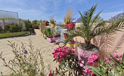 Apartment in Sanary-sur-Mer, Provence-Alpes-Côte d'Azur, France 1