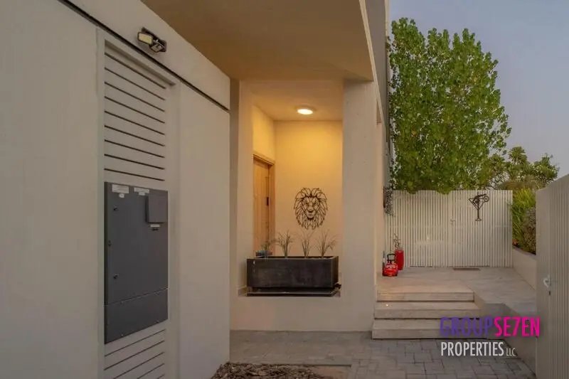 Townhouse in Hadaeq Sheikh Mohammed Bin Rashid, Dubai, United Arab Emirates 4 - 18325184