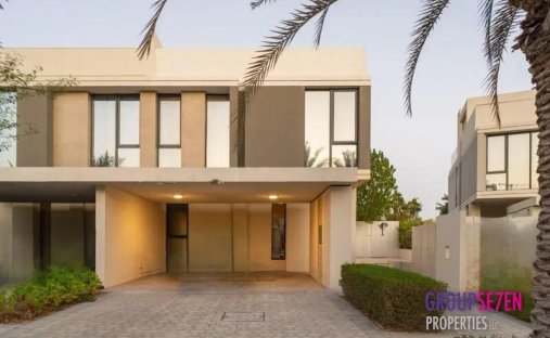 Townhouse in Hadaeq Sheikh Mohammed Bin Rashid, Dubai, United Arab Emirates 1