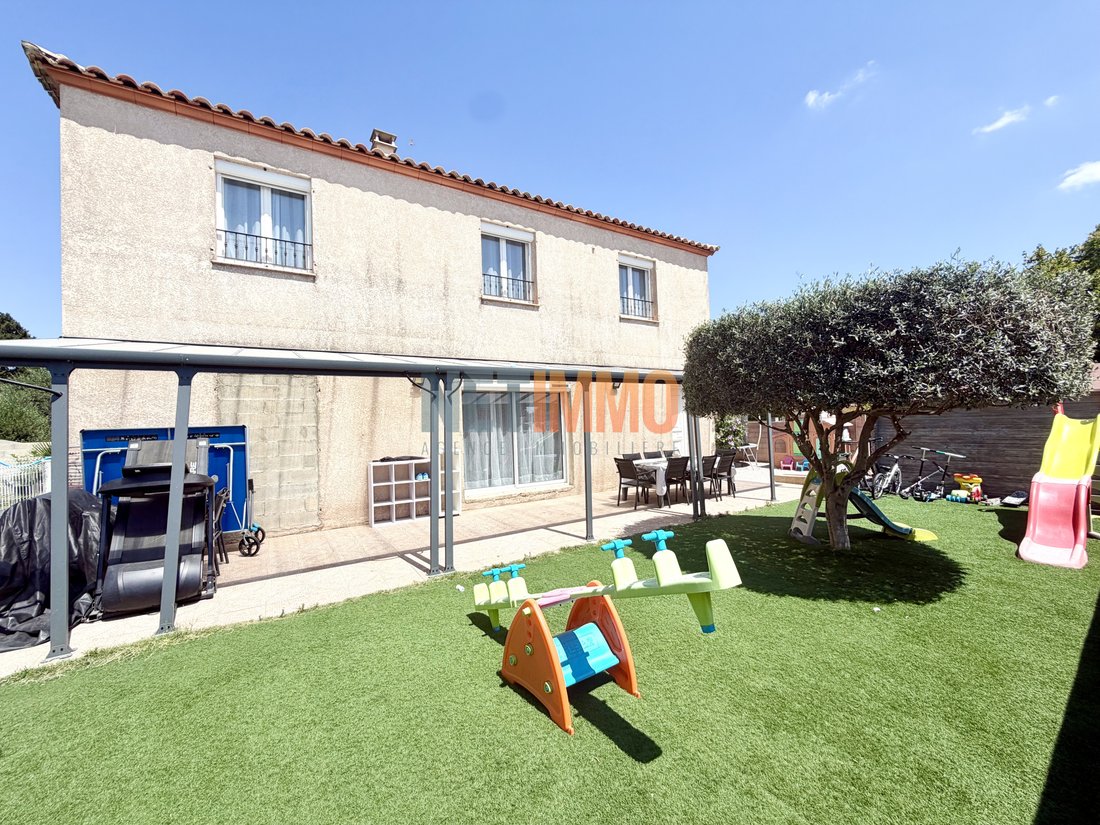 Villa in Calvisson, Occitania, France 4 - 18325104