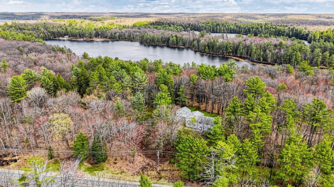 House in Lake of Bays, Ontario, Canada 4 - 18325170