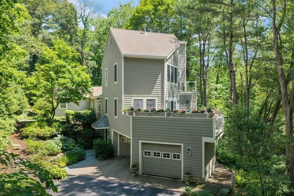 House in Weston, Massachusetts, United States 2 - 18325153