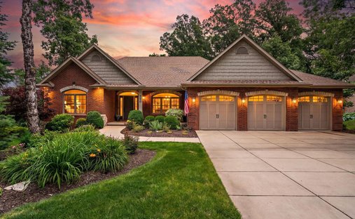 House in Crown Point, Indiana, United States 1