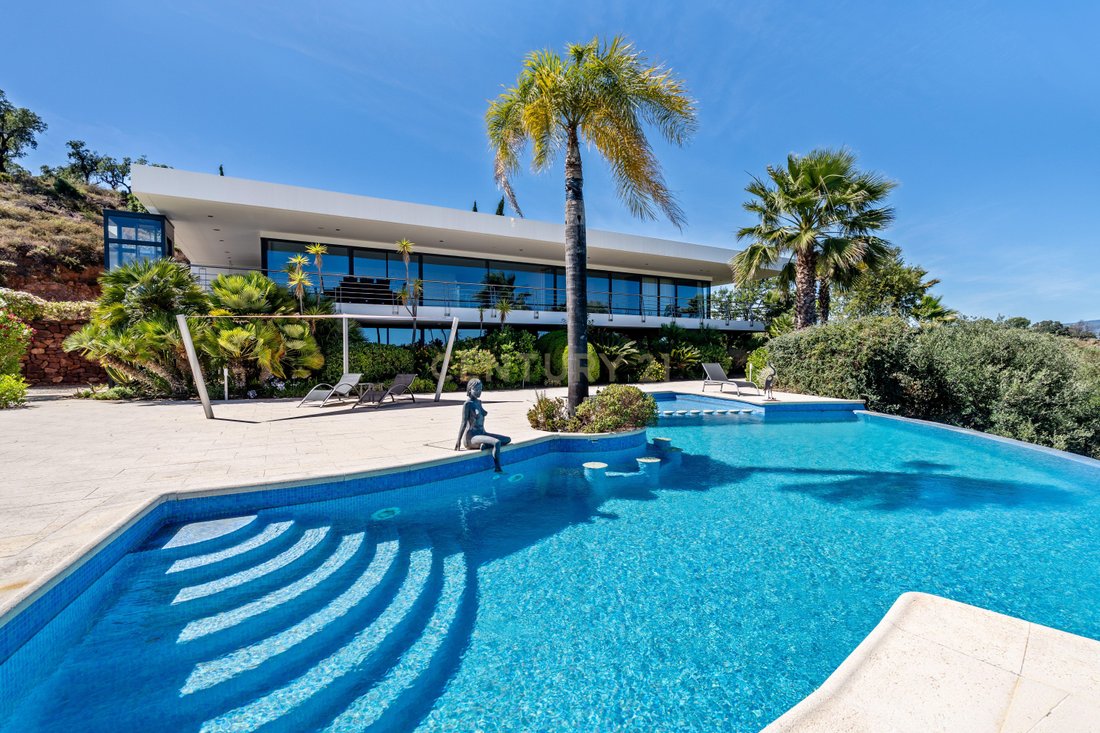Villa in Mexilhoeira Grande, Algarve, Portugal 2 - 18325213