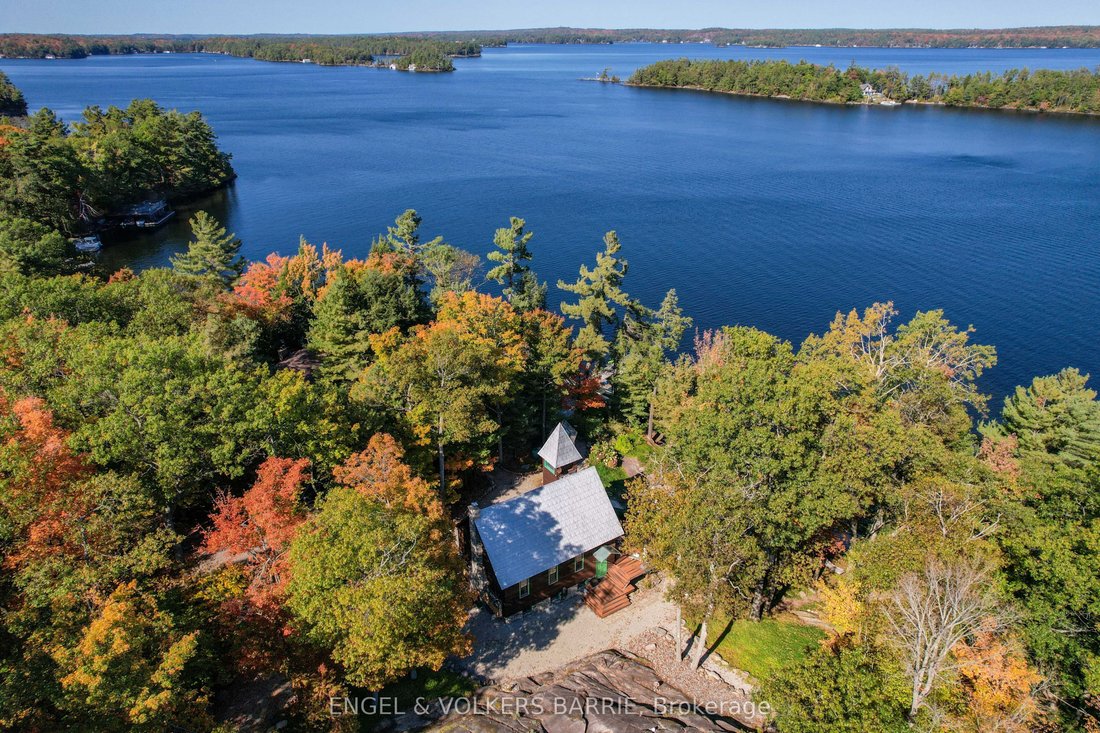 House in Muskoka Lakes, Ontario, Canada 3 - 18325141