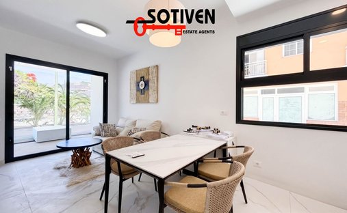 Townhouse in Guia de Isora, Canary Islands, Spain 1