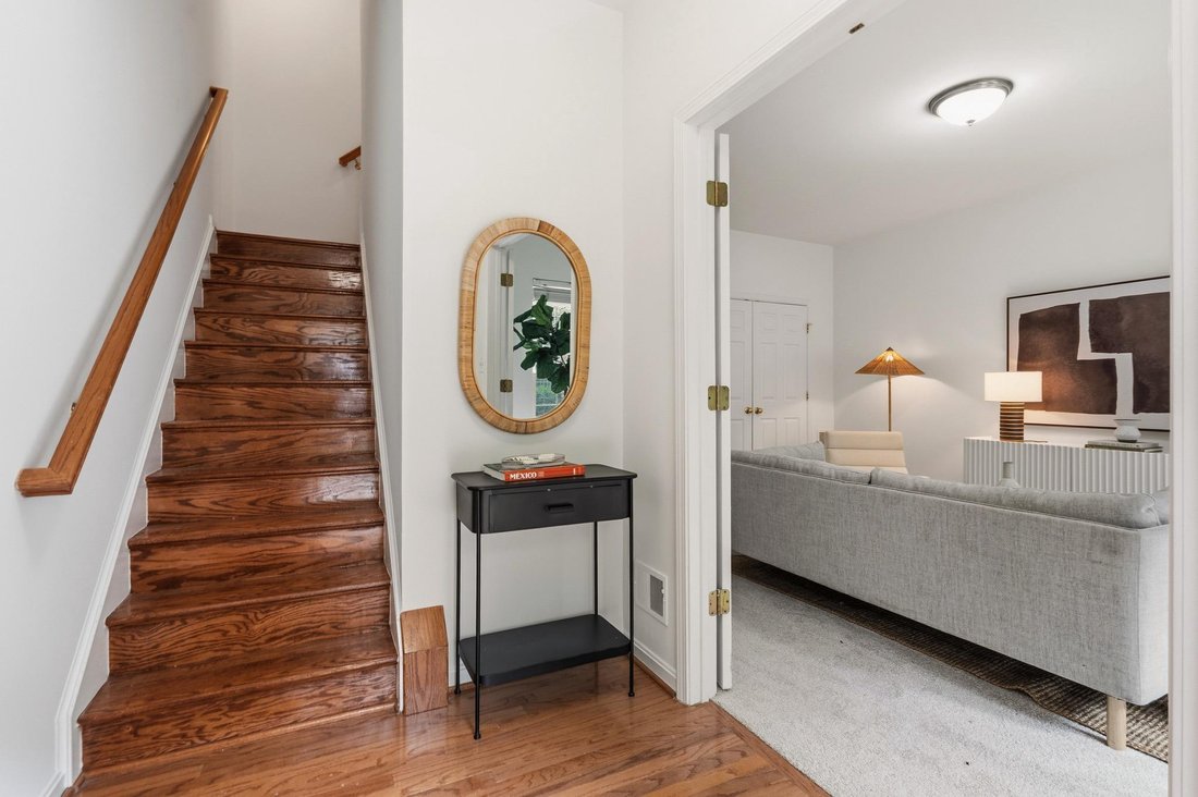 Townhouse in Groveton, Virginia, United States 4 - 18325410