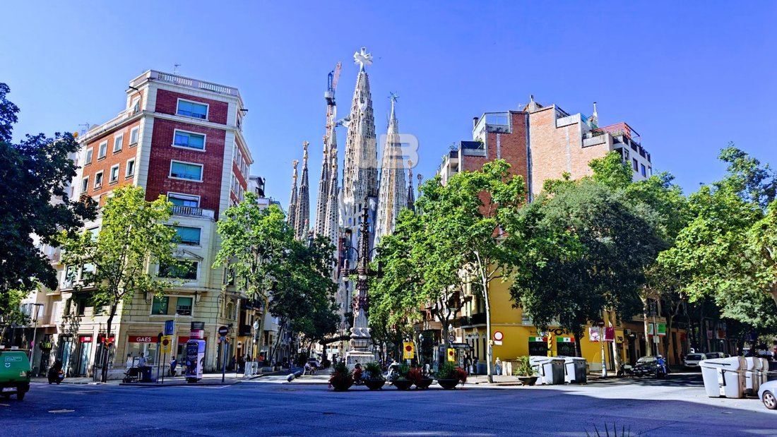 Apartment in Eixample, Barcelona, Spain 2 - 18326217