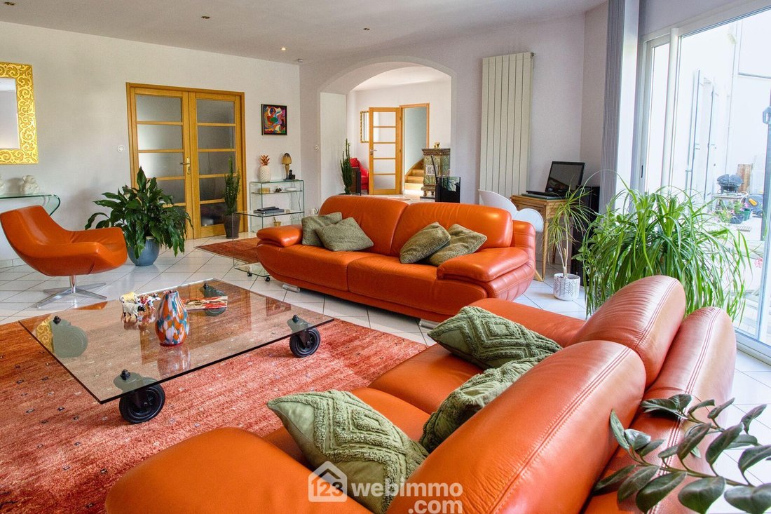 House in Bourg, Lagord, France 3 - 18325875