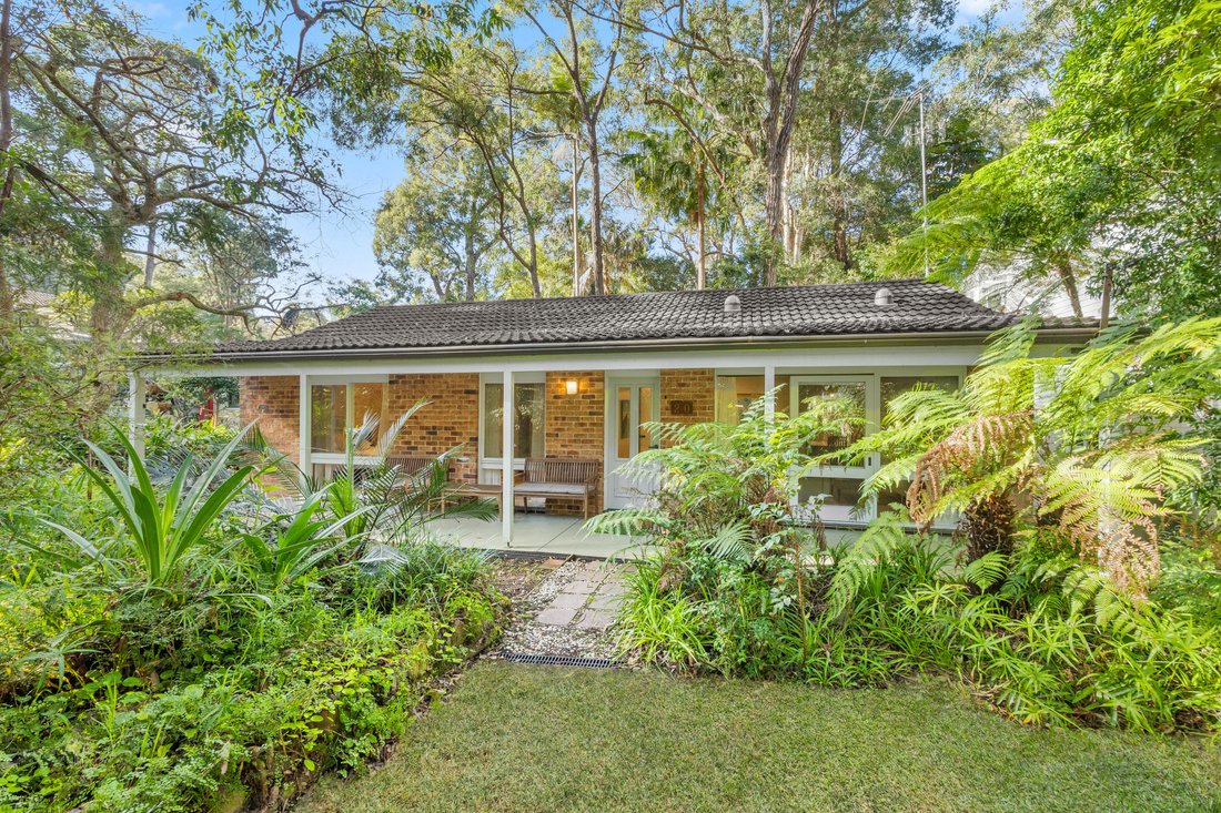 House in Pearl Beach, New South Wales, Australia 1 - 18325745