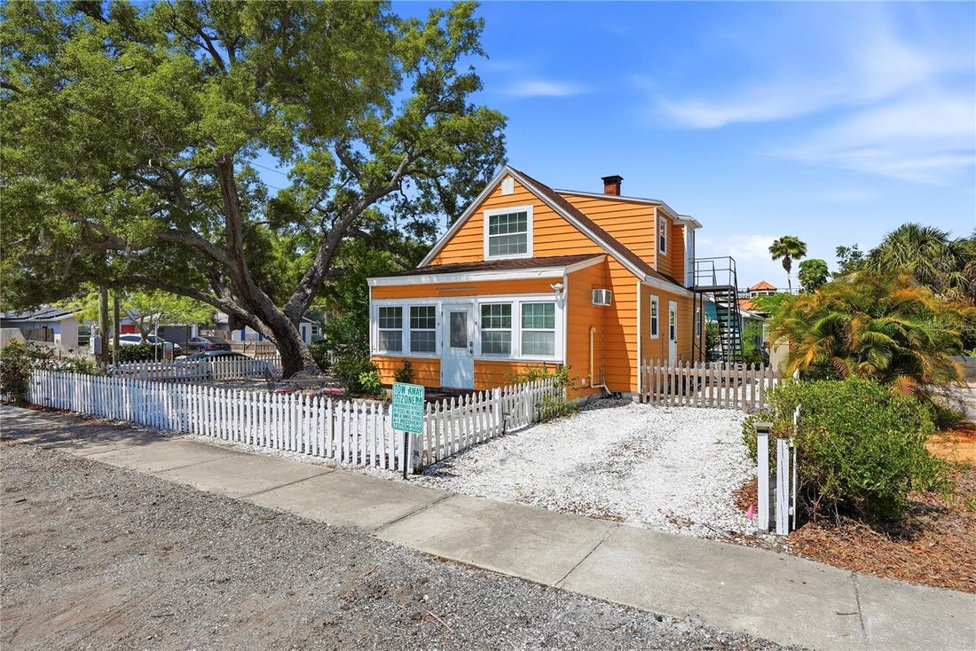 House in St. Petersburg, Florida, United States 5 - 18326135