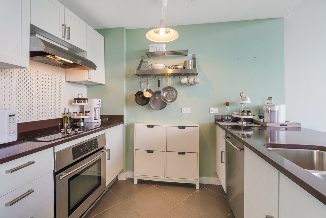 Condo in Miami, Florida, United States 5 - 18325857
