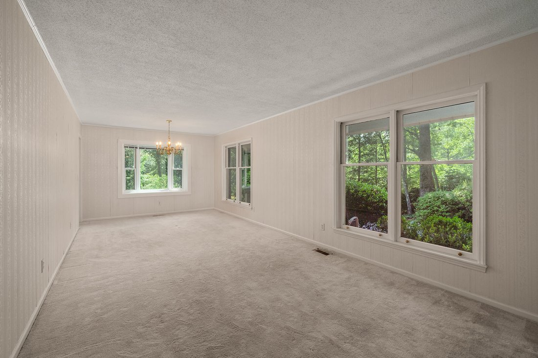 Casa a Hendersonville, Carolina del Nord, Stati Uniti 4 - 18326302