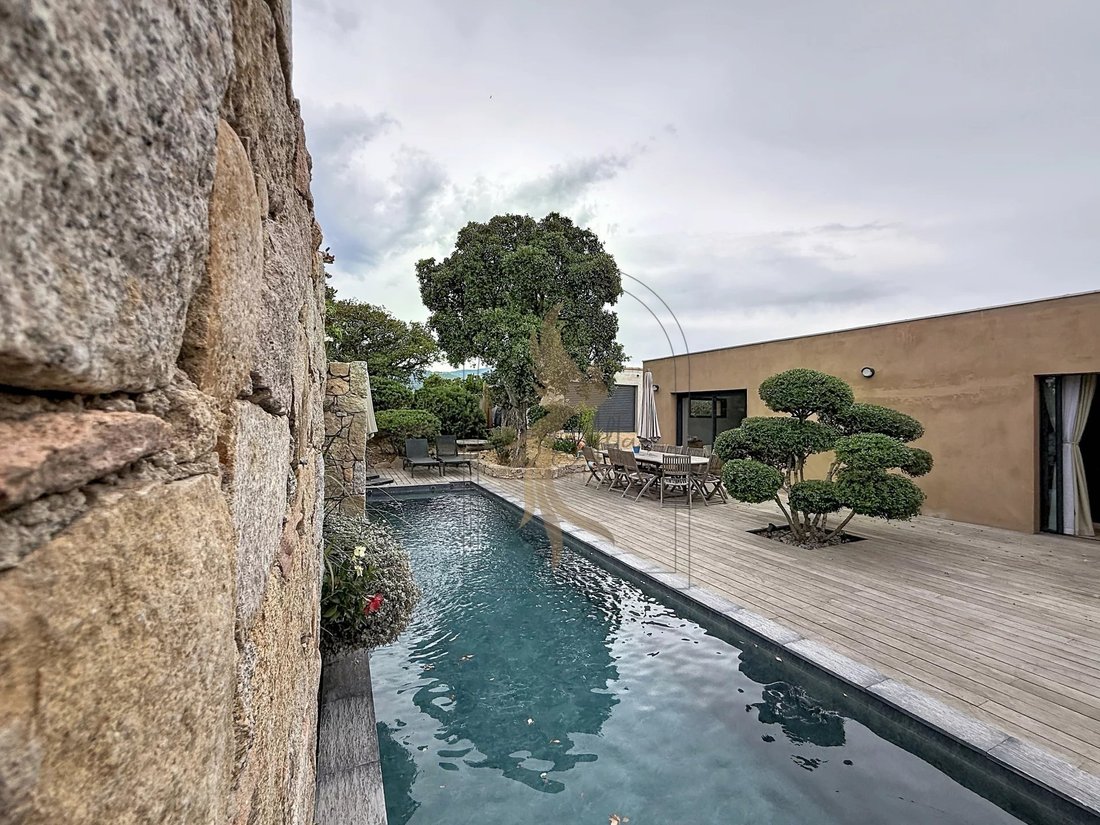 Villa in Lecci, Corsica, France 4 - 18325277