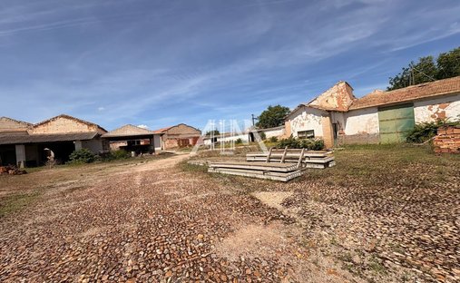 Terreno a Manzanares, Castiglia-La Mancia, Spagna 1