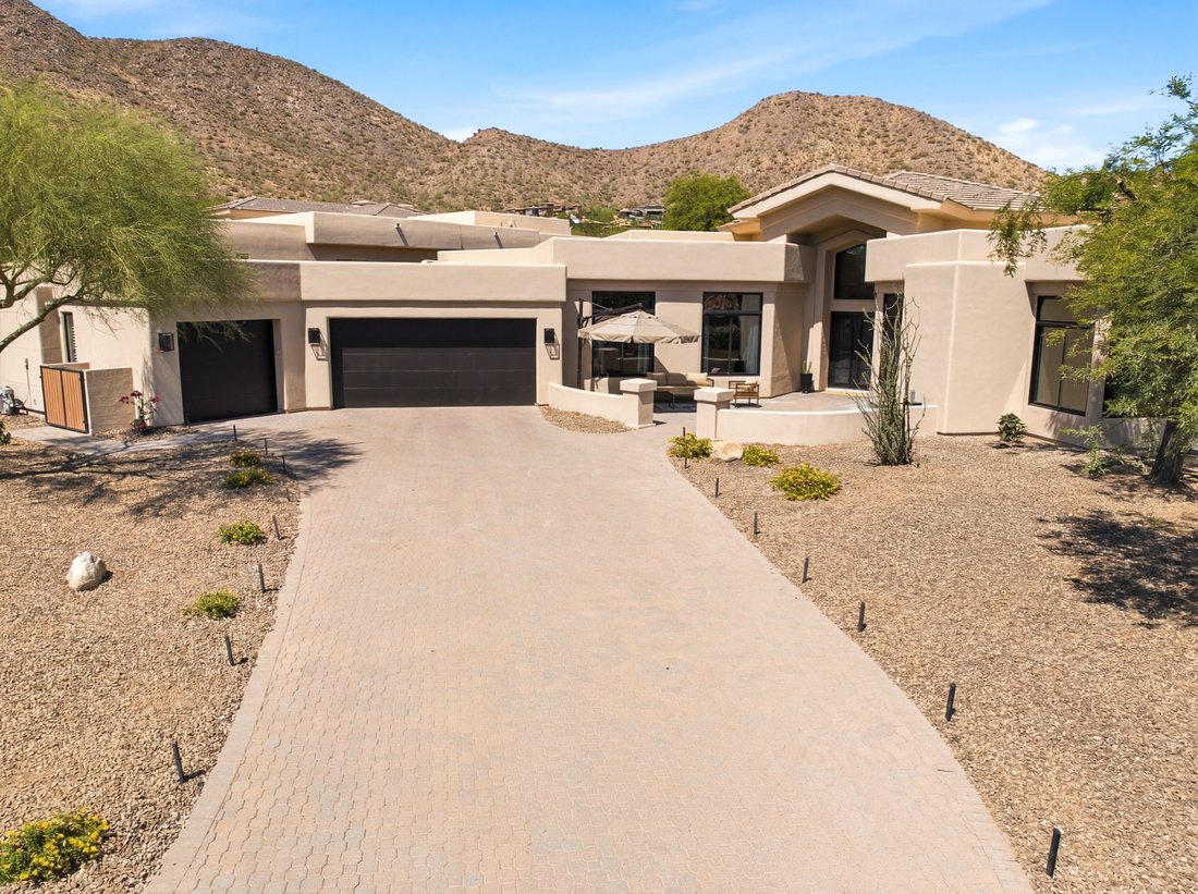 Scottsdale, Arizona, United States 5 - 18325845