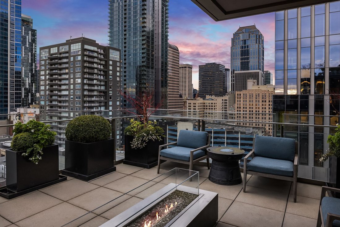 Condo in Seattle, Washington, United States 3 - 18326147