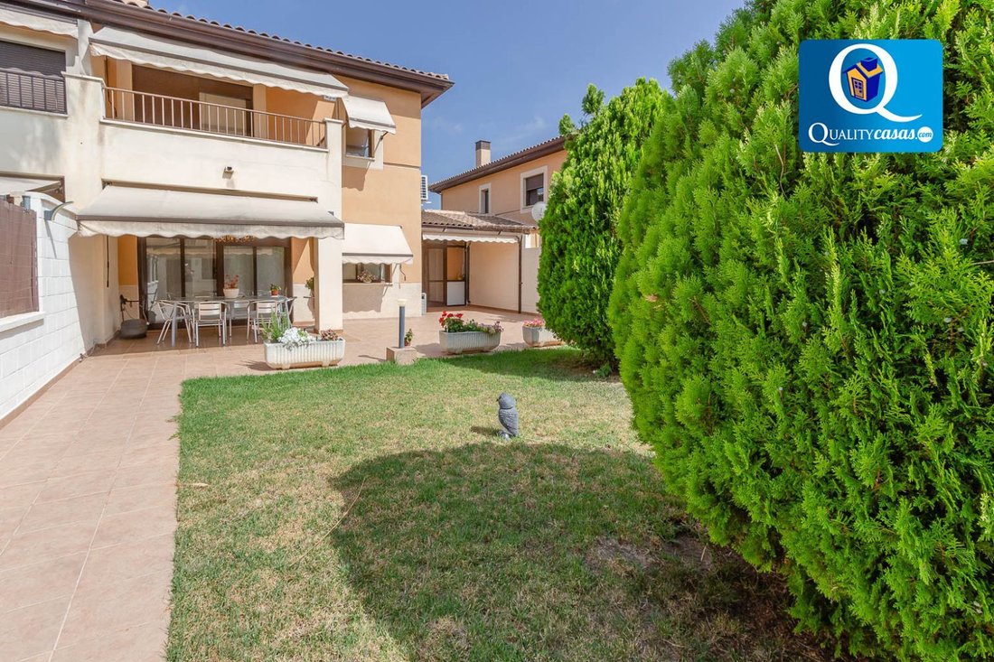 Chalet in Mutxamel, Valencian Community, Spain 1 - 18269601