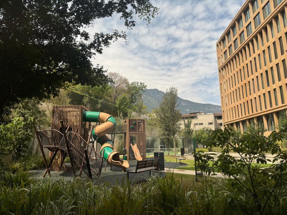 Apartment in San Pedro Garza García, Nuevo Leon, Mexico 2 - 18326083
