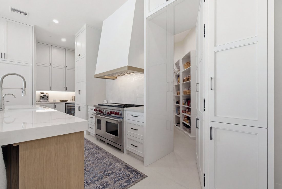 Scottsdale, Arizona, United States 3 - 18325845