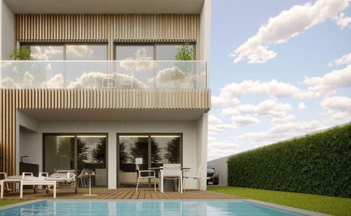 Townhouse in Sao Domingos de Rana, Lisbon, Portugal 1