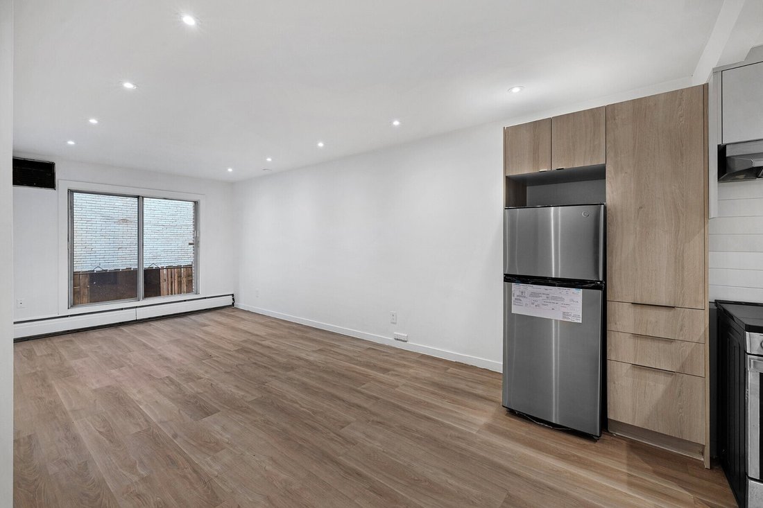 Condo in Montréal, Quebec, Canada 4 - 18325852