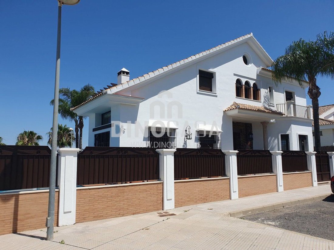 Chalet in Cartaya, Andalusia, Spain 2 - 18326212