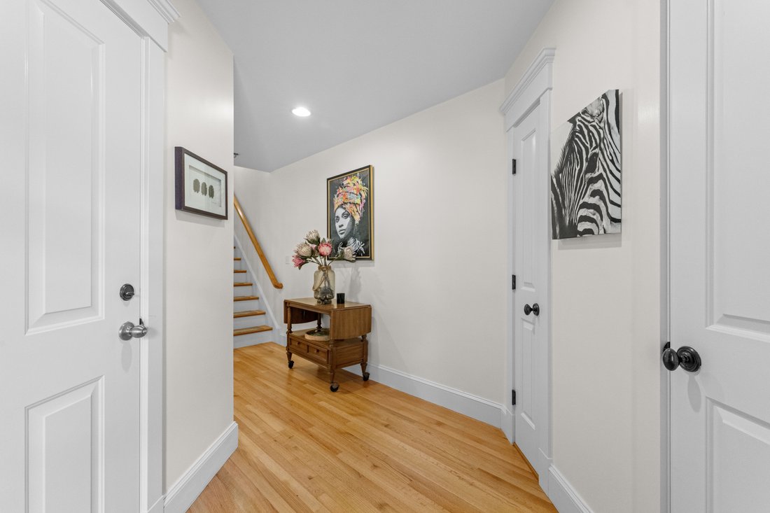 Condo in Manchester-by-the-Sea, Massachusetts, United States 4 - 18325847