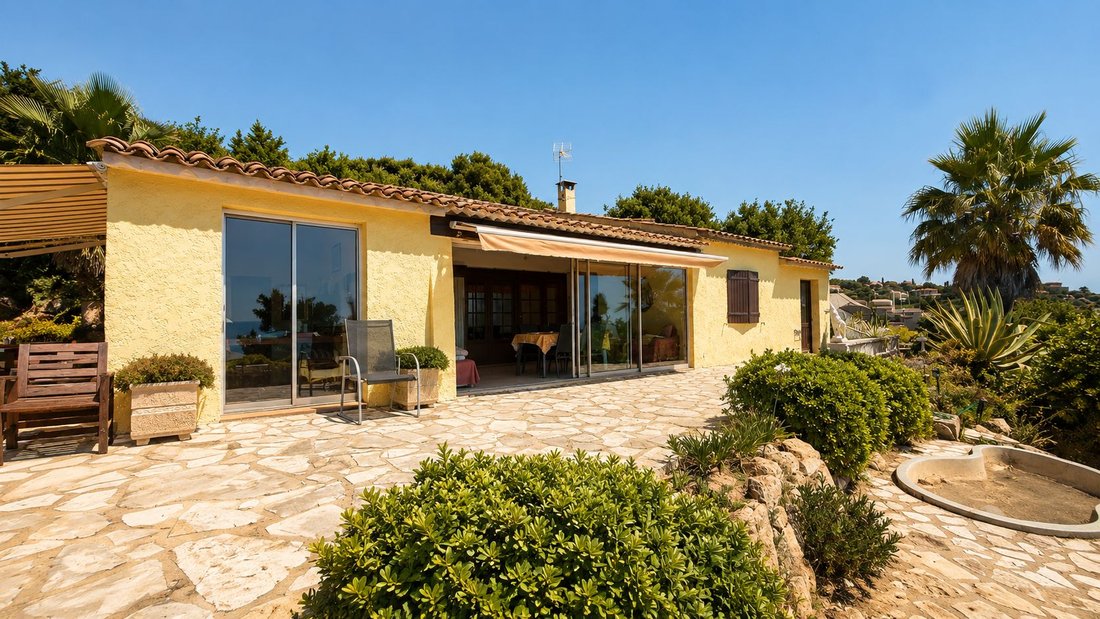 Villa en Les Issambres, Roquebrune-sur-Argens, Francia 3 - 18325999