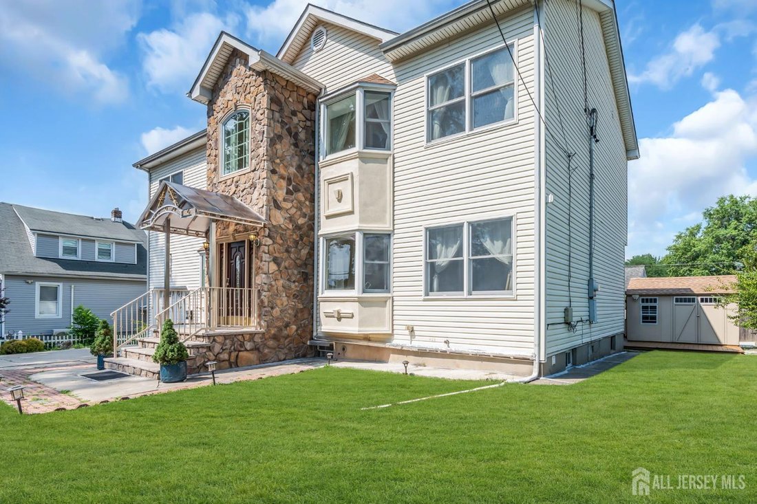 House in Highland Park, New Jersey, United States 3 - 18325280