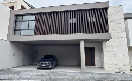 House in Santiago, Nuevo Leon, Mexico 1