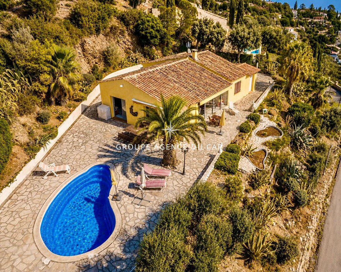 Villa en Les Issambres, Roquebrune-sur-Argens, Francia 2 - 18325999